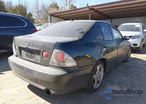 2001 Lexus Is 300 from USA, damaged, VIN JTHBD182110020346